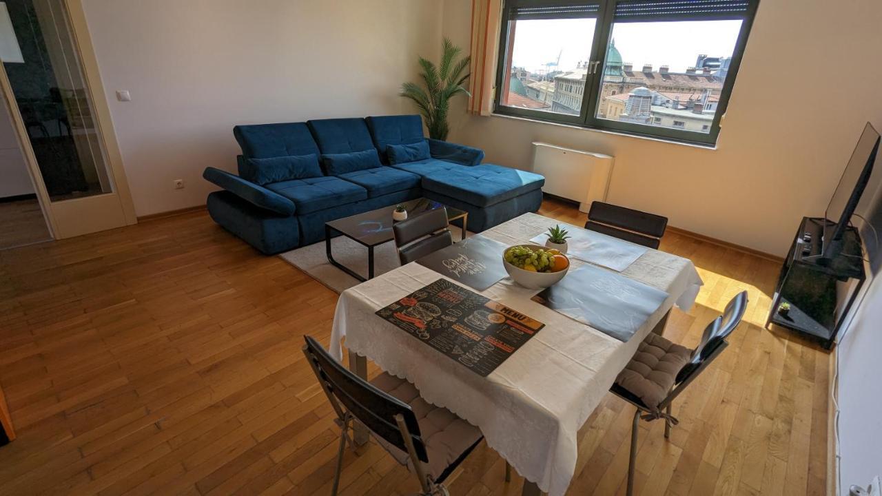 Downtown Fiume, Underground Garage Within The Property Екстериор снимка