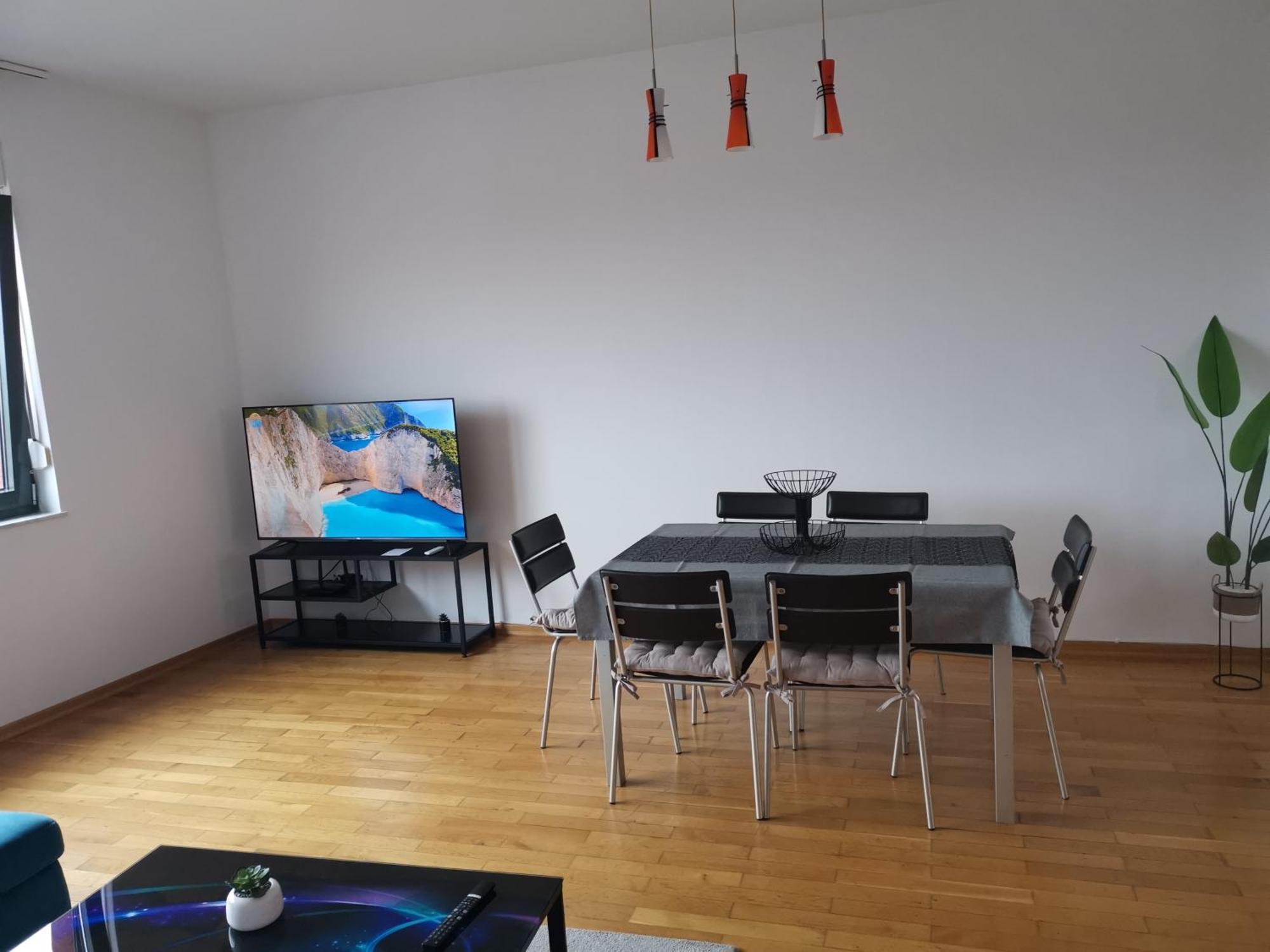 Downtown Fiume, Underground Garage Within The Property Екстериор снимка